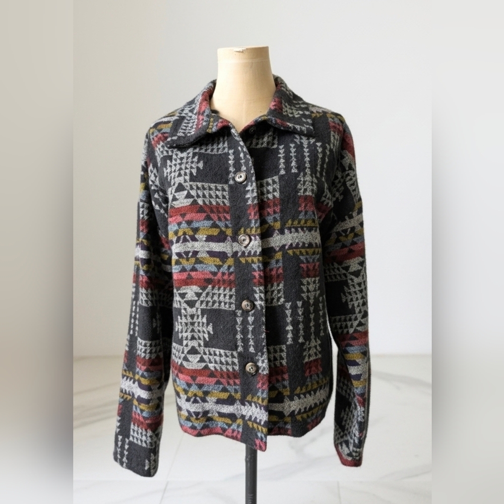 Blue B Aztec Pattern Button-Up Jacket Large Medium Gray Red Yellow Purple NWT